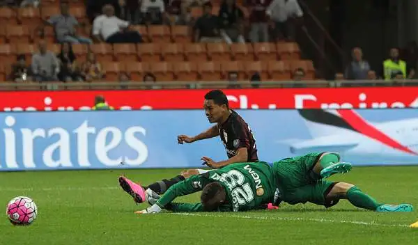 A San Siro il Milan si prende i punti, l'Empoli gli applausi. La squadra di Giampaolo gioca meglio per almeno 60', ma è punita da una palla inattiva, e un errore del proprio portiere.