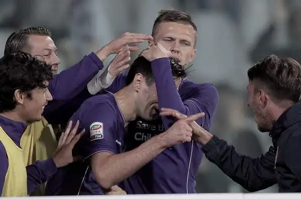 Inter-Fiorentina 1-4. Kalinic 9. Una prestazione sontuosa, tre gol da cannoniere puro, costringe Miranda al rosso. E' forse il migliore acquisto della sessione estiva.