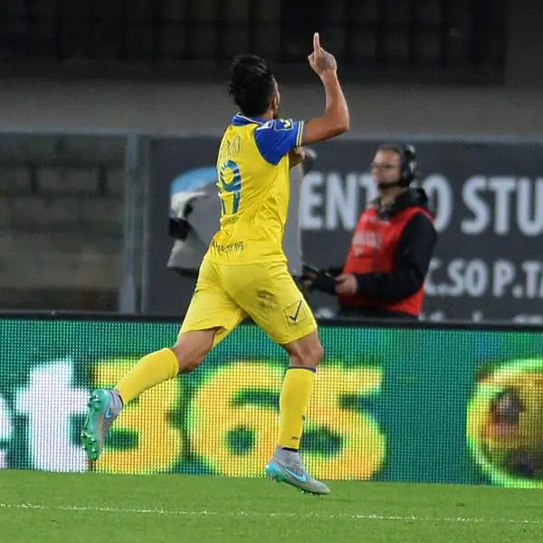 Il Chievo sale al quarto in classifica grazie alla rete di Castro decisiva al Bentegodi per l'1-0 ai danni del Torino dopo una partita molto equilibrata.