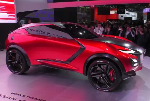 Allo IAA 2015 (Internationale Automobil-Ausstellung) 1.103 espositori provenienti da 39 Paesi del mondo, 920mila visitatori e 210 debutti mondiali, tra cui quello della nuova Volkswagen Tiguan.