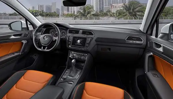 Al Salone di Francoforte Volkswagen ha presentato la nuova Tiguan 2016.