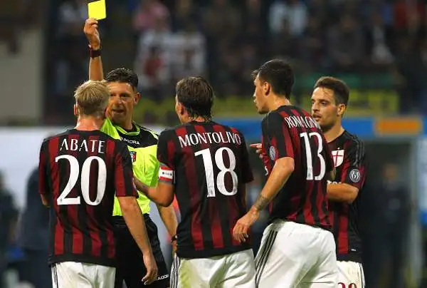 Guarin uomo derby, Inter al comando. I nerazzurri battono il Milan per 1-0 con una rete del colombiano. Palo di Balotelli.