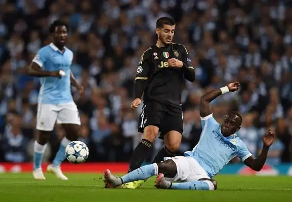 Morata 8. Torna protagonista nella notte più importante, il suo gol è una perla.