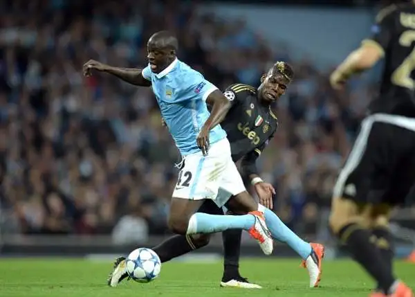 Yaya Tourè 6. Duello fisico con Pogba in mezzo al campo, se la cava con mestiere ma qualche anno fa avrebbe dominato.
