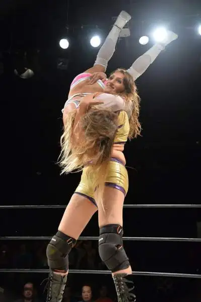 Continua l'avventura della lodigiana Adele Bernocchi, la lottatrice della ICW Italian Championship Wrestling che sta conquistando i ring del Giappone.