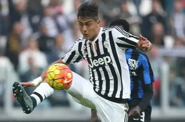 Juventus-Atalanta 2-0. Dybala 8. Fa impazzire la difesa dell'Atalanta con il suo movimento, segna e confeziona l'assist per il 2-0 di Mandzukic. Non pago, si guadagna il rigore che Pogba spreca.