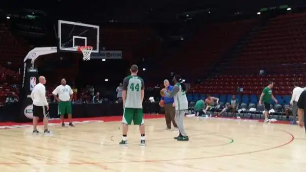 Isaiah Thomas e compagni si stanno preparando alla partita degli NBA Global Games contro l'Olimpia Milano.