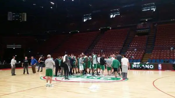Isaiah Thomas e compagni si stanno preparando alla partita degli NBA Global Games contro l'Olimpia Milano.