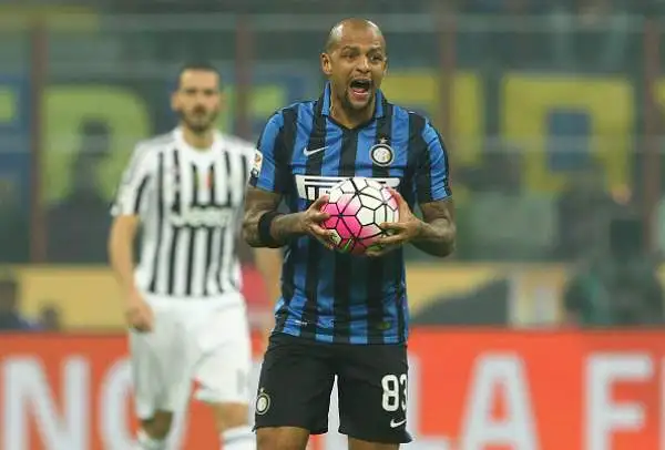 Un palo a testa: Inter-Juve 0-0. Termina in parità il derby d'Italia.
