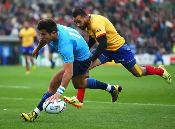 Nel giorno dell'addio all'azzurro di Mauro Bergamasco, l'Italrugby chiude i Mondiali inglesi con una vittoria e grazie al terzo posto nel girone si qualifica ai prossimi Mondiali del 2019 in Giappone.