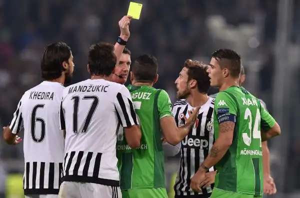 Thomson 3: non applica il regolamento sul fallo di Dominguez da rosso su Morata al 41’. Difficile saper arbitrare in Champions quando lo fai abitualmente nel modesto campionato scozzese.