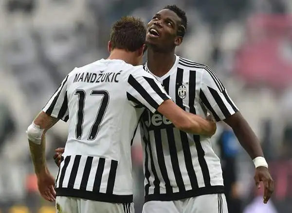 I bianconeri allo Stadium regolano l'Atalanta per 2-0, grazie alle reti di Dybala e Mandzukic. Nel finale Pogba si fa parare un rigore, procurato da Dybala, da Sportiello.