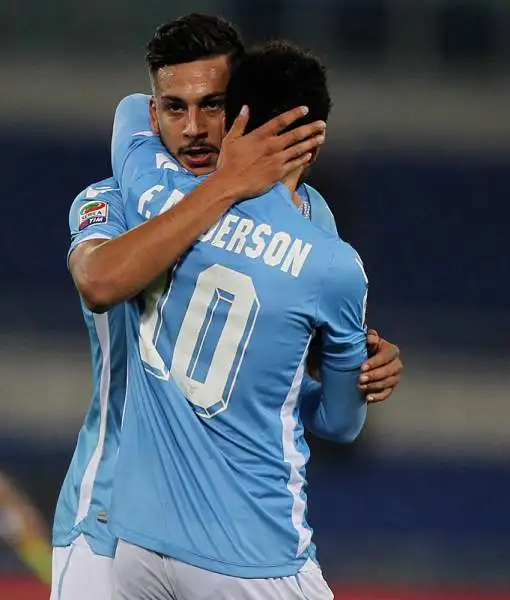 Successo di prestigio per la Lazio, 3-0 in casa contro il celebrato Torino di Ventura. Lulic e un rinato Felipe Anderson (doppietta) regolano i granata.