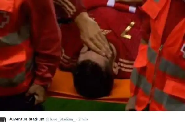 L'attaccante spagnolo si è infortunato al 33' nel match della sua Spagna contro il Lussemburgo dopo uno scontro di gioco.