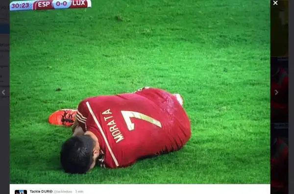 L'attaccante spagnolo si è infortunato al 33' nel match della sua Spagna contro il Lussemburgo dopo uno scontro di gioco.