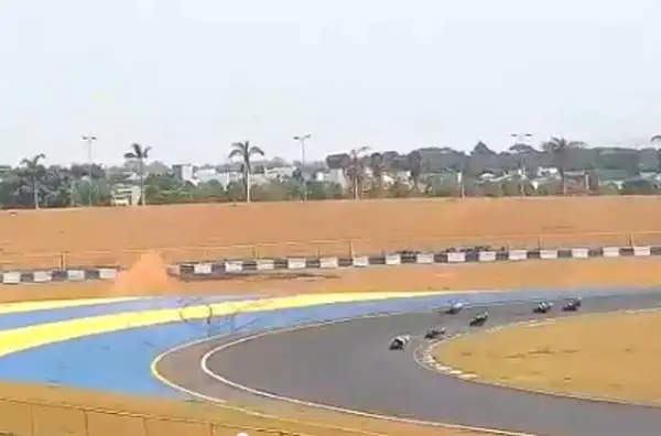 Sobreira, le cui condizoni sono apparse subito gravissime, è stato trasportato immediatamente in ospedale dove è morto poco dopo.