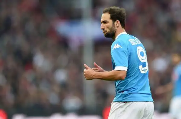 Genoa-Napoli 0-0. Higuain 5,5. Si libera bene e va spesso al tiro, ma è impreciso.