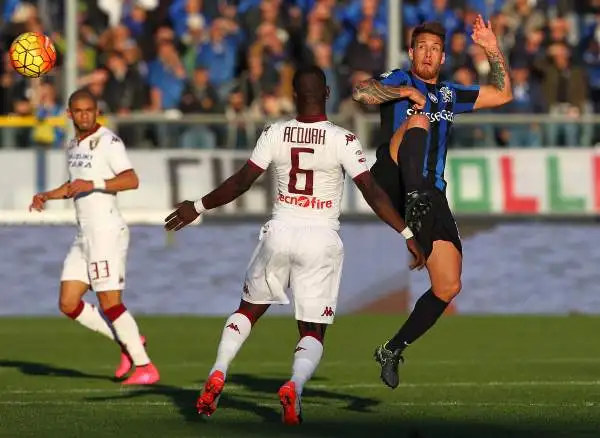 Importante successo esterno per il Torino di Ventura che vince a Bergamo grazie ad una rete di Bovo sugli sviluppi di un calcio d'angolo.