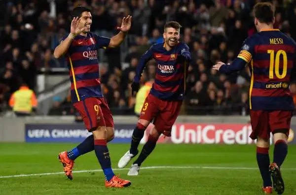 Suarez 8. Impressionante. L'assenza di Messi ha contribuito alla sua crescita, ora può guardare la Pulce negli occhi. Due doppiette, due assist al bacio, strepitoso.