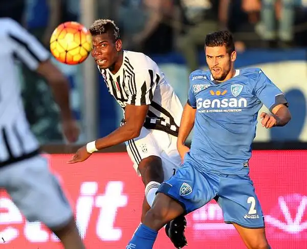 Vittoria in rimonta per la Juventus, sorpresa da Maccarone ma capace di ribaltare l'1-0 dell'Empoli con Manduzkic e Evra. Nel finale il tris di Dybala.