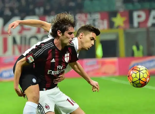 I rossoneri schiacciati dall’Atalanta devono ringraziare il baby portiere che si oppone a tutto e tutti, con le mani e con i piedi, da vicino e da lontano.