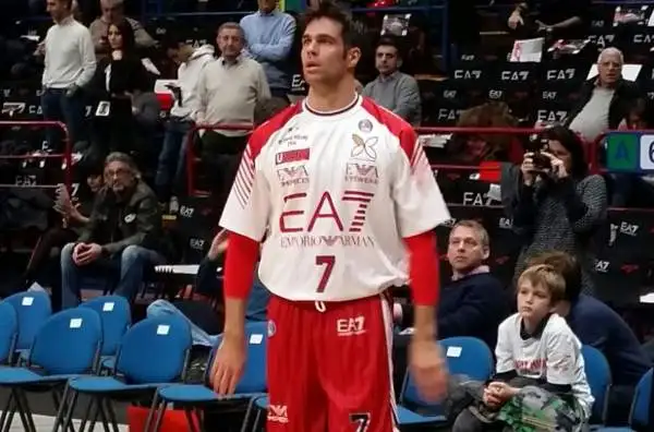 Milano rialza la testa, sconfitta Venezia. L'Olimpia supera 87-65 l'Umana.