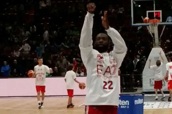 Milano rialza la testa, sconfitta Venezia. L'Olimpia supera 87-65 l'Umana.