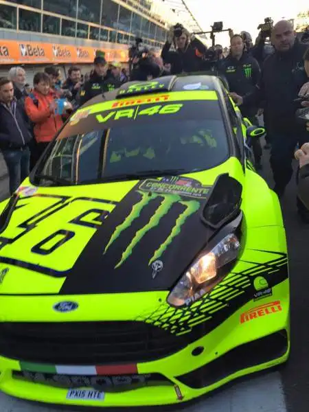 Valentino Rossi e tutti gli altri protagonisti dell'ormai tradizionale appuntamento di fine stagione.