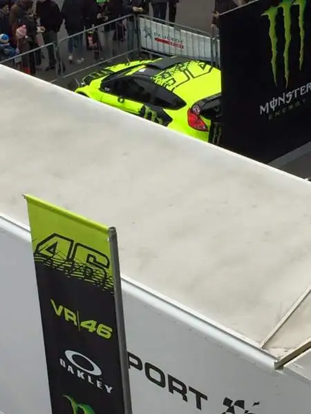Valentino Rossi e tutti gli altri protagonisti dell'ormai tradizionale appuntamento di fine stagione.