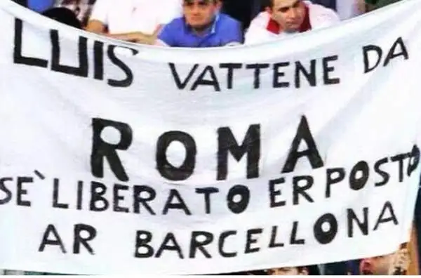 Si sono moltiplicati in rete i fotomontaggi e gli sfottò dopo il clamoroso 6-1 subito a Barcellona dai giallorossi.