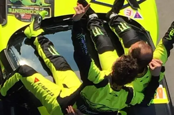 Valentino Rossi e tutti gli altri protagonisti dell'ormai tradizionale appuntamento di fine stagione.