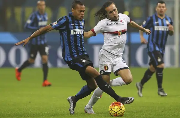 Inter-Genoa 1-0. Laxalt 5. Uno dei tanti ex della partita, ma sicuramente il più deludente. Il giovane uruguaiano non è proprio in serata.