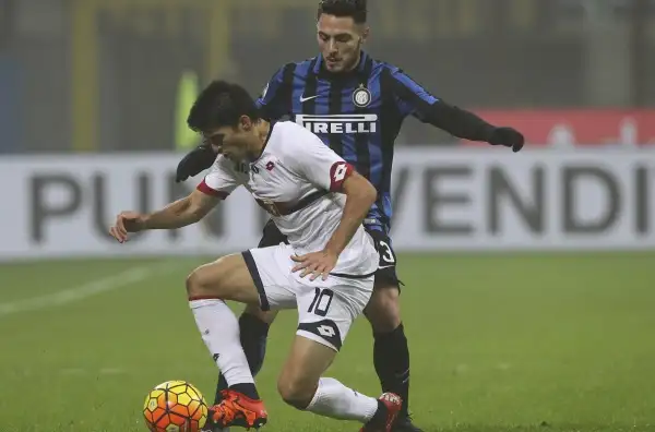 Inter-Genoa 1-0. Perotti 6. E' l'unico che riesce a saltare un avversario, seppure per una volta sola. Non eccelle, ma davanti è il migliore.