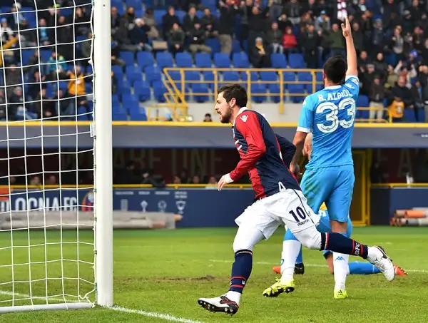Nonostante la doppietta nel finale di Higuain, il Bologna porta a casa un risultato importantissimo grazie a una doppietta del ritrovato Destro e a una rete di Rossettini.