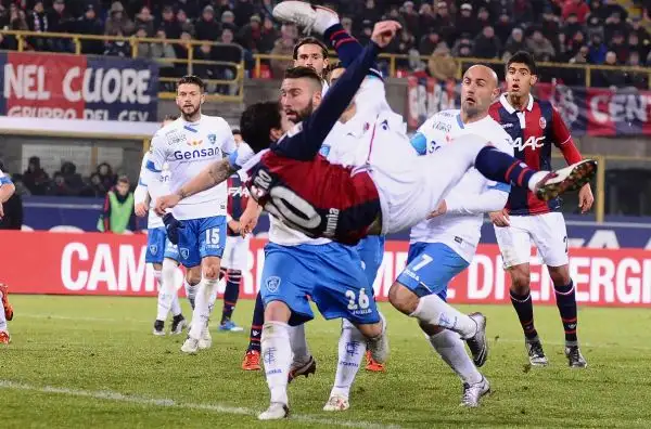 Bologna-Empoli 2-3. Tonelli 5. Perde malamente il duello con Destro in occasione del 2-2 felsineo. Lui e Costa non sono nella serata migliore.