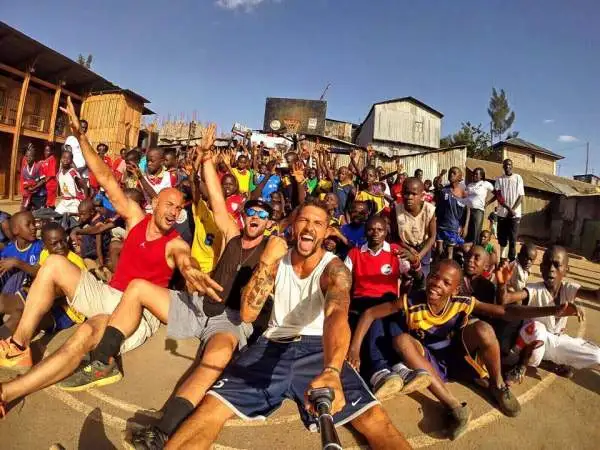 Bruno Cerella e Tommaso Marino hanno fondato Slums Dunk Onlus, un'associazione benefica volta a portare la pallacanestro in alcune delle zone più povere dell'Africa.
