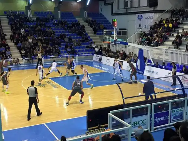 Vincendo la prima partita del 2016, la Fortitudo Moncada ha chiuso al primo posto il girone d'andata della serie A2 Ovest.