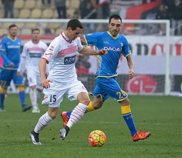 Altra impresa del Carpi, dopo il pari dell'Olimpico. Gli emiliani, grazie ai gol di Pasciuti e Lollo, vincono meritatamente contro l'Udinese troppo passiva nel primo tempo.