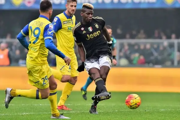 Juve asfaltatrice: Chievo vittima dello 0-4. Dodicesima vittoria di fila per gli uomini di Allegri in campionato.