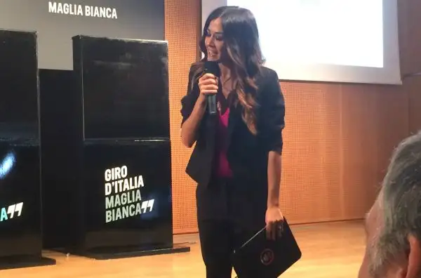 La madrina del Giro d'Italia 2016: Giorgia Palmas.