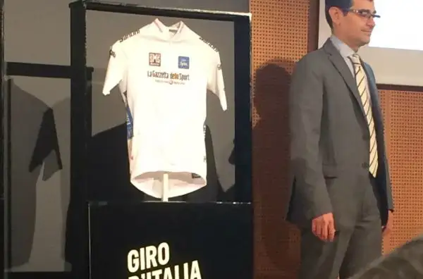 La maglia bianca del miglior giovane.