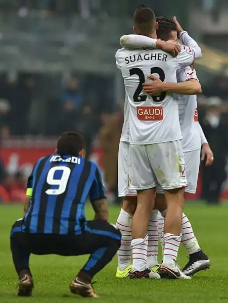 Continua il momento negativo dell'Inter in campionato, a San Siro dopo il vantaggio di Palacio un gol di Lasagna al 92' regala il pareggio al Carpi.