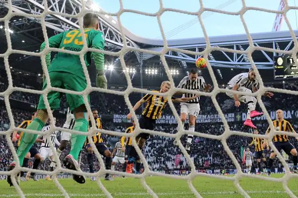 Juventus-Verona 3-0