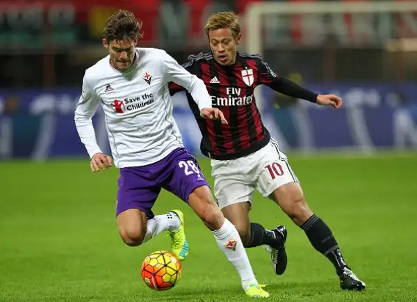 Honda 7. Una delle sue migliori partite in rossonero. Spinge sulla fascia e crea occasioni, ma il pubblico apprezza soprattutto i suoi ripiegamenti difensivi, a cui tributa convinti applausi.