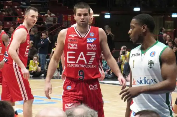 L'Olimpia torna a vincere la Coppa Italia dopo vent'anni.