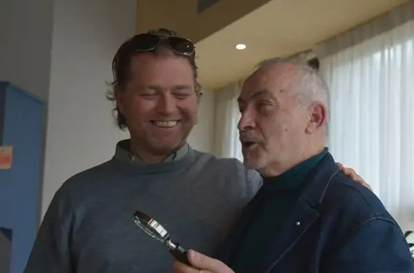 Un gruppo di amici ha celebrato i 70 anni del fenomenale giornalista, che ha ricevuto una lettera del presidente del Coni, Malagò. "Sei un esempio per i più giovani e un mito per chi ti ha conosciuto"