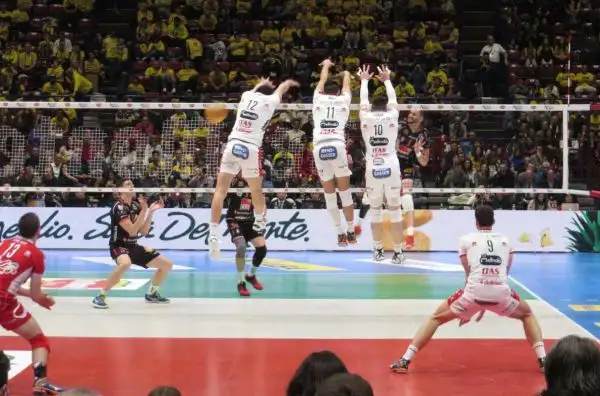 Lube piegata al tie-break da Giannelli e compagni nella seconda semifinale della Coppa Italia Superlega 2016.