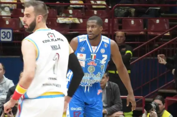Incredibile vittoria in rimonta dopo un supplementare per la Vanoli, che elimina nel secondo quarto di finale i detentori della Coppa Italia.