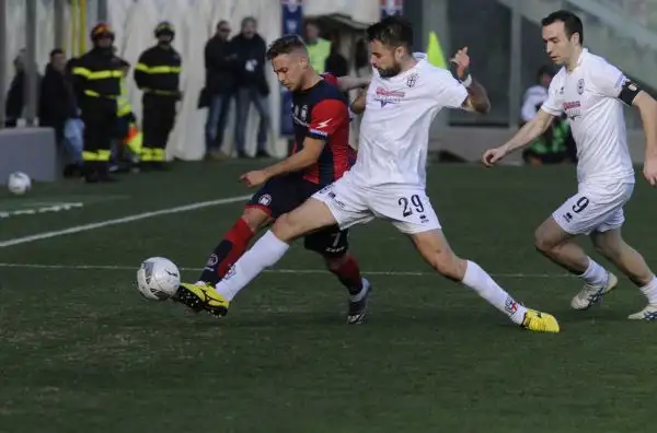 Gol e autogol per Budimir nel pareggio dei pitagorici.
