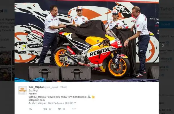 Svelata a Giacarta la nuova Repsol Honda RC213V con cui lo spagnolo correrò nel 2016.